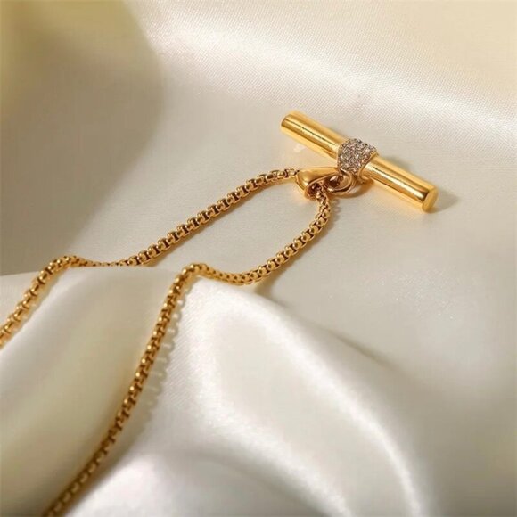 New Bar Pendant Necklace 18K Gold Plated Rhinestone Contemporary Minimalist - Picture 7 of 11